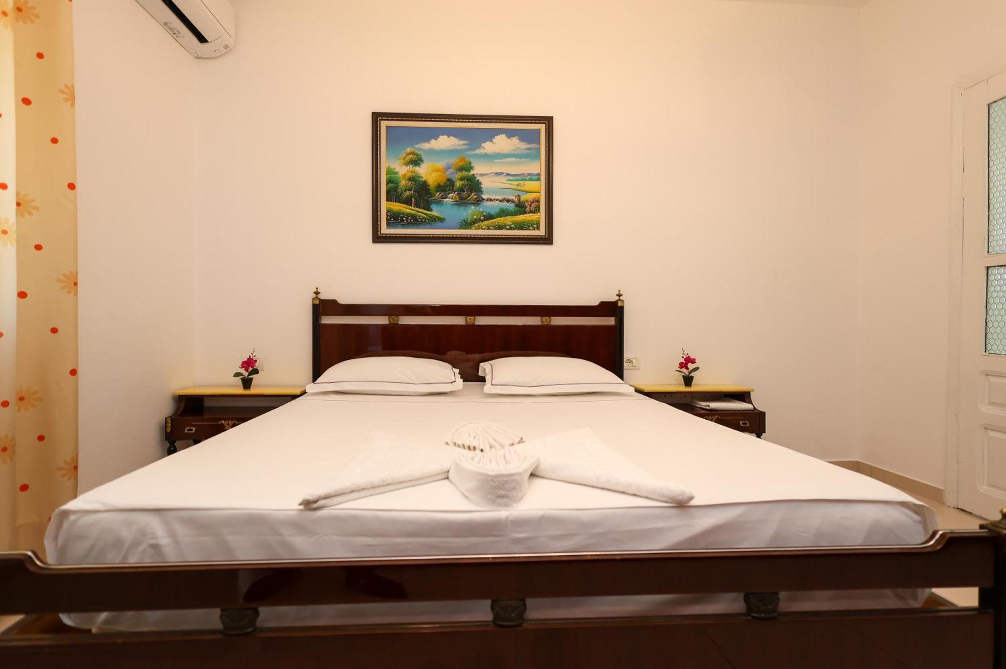 Apartaments Mimani 2 Berat Bilik gambar