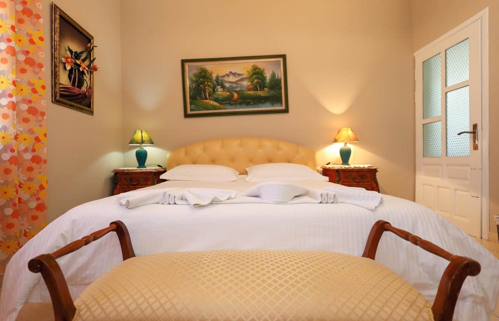 Apartaments Mimani 2 Berat Bilik gambar